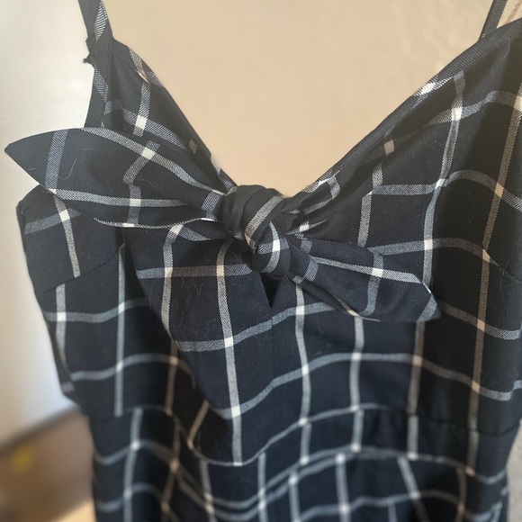 Jumpsuit - Picture 4 of 5